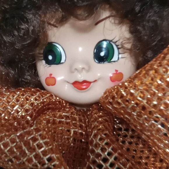 Brinn's Halloween Decorative Doll Excellent - Picture 2 of 8